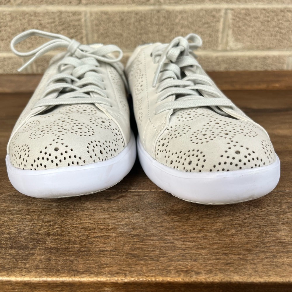 Cole Haan Women’s Grand OS Cream Paisley Perforated Sneakers Size 8 - Picture 7 of 8